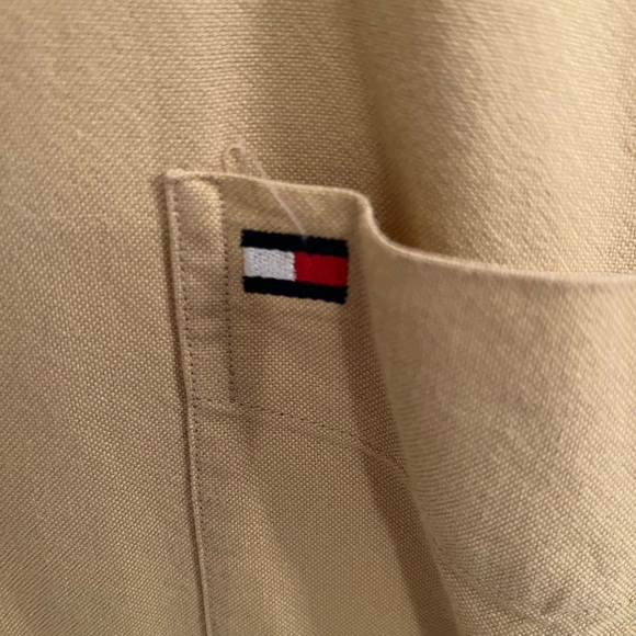 Tommy Hilfiger men’s button down shirt - Picture 3 of 6